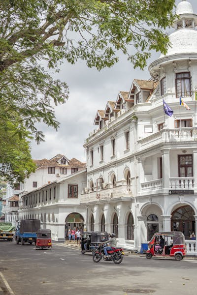 KANDY SRI LANKA BUSY TOWN